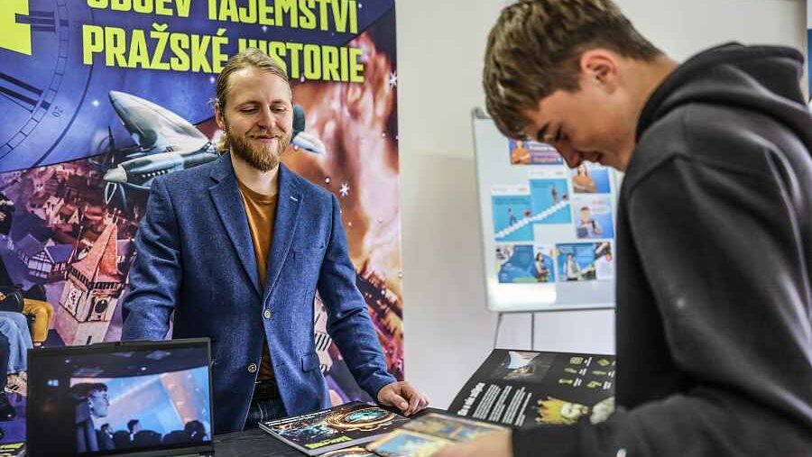 Back in Time Prague na veletrhu středních škol v Příbrami